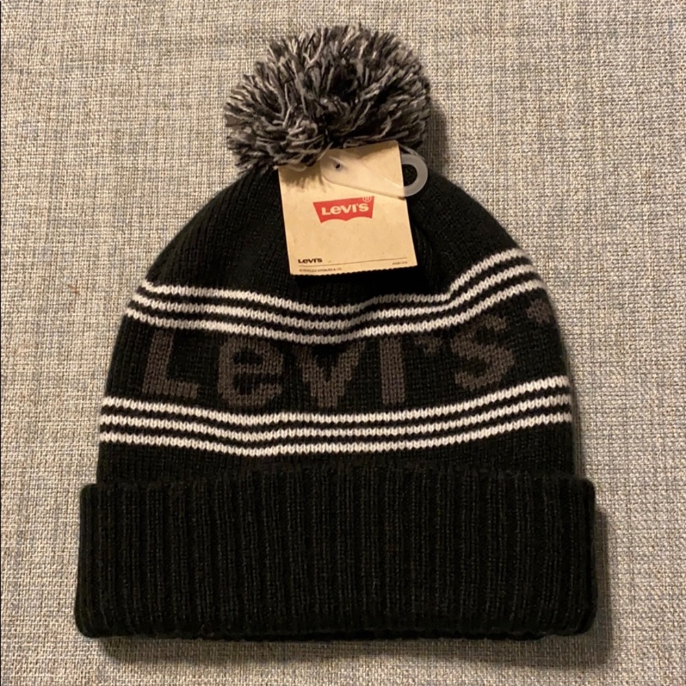 NWT Levi’s Youth Pom Beanie Hat - Picture 1 of 4